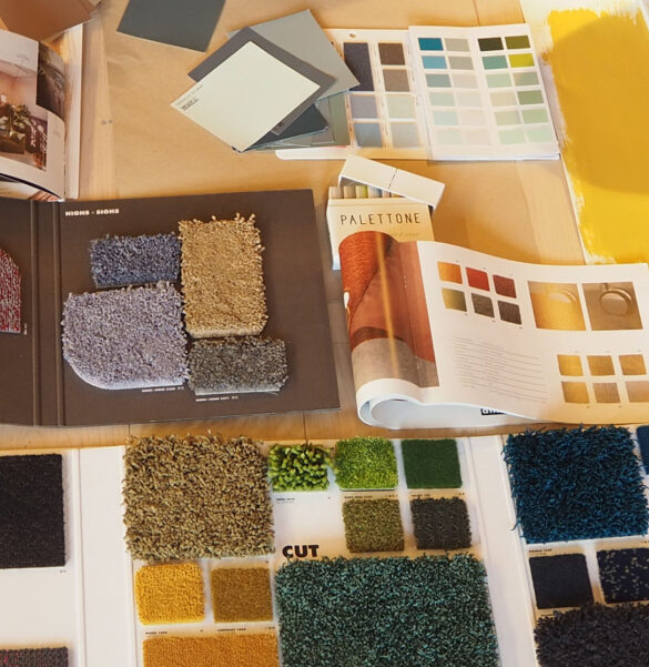 Fargekollasje som viser forskjellige valgmuligheter for farger som blir brukt av interiørdesigner